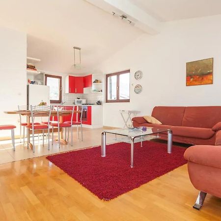 Apartment Morovic Kaštela Екстериор снимка