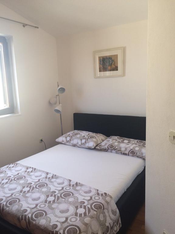 Apartment Morovic Kaštela Екстериор снимка